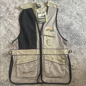 NWT Guide Series Shooting Vest